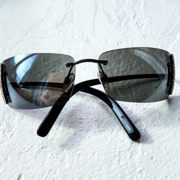 Y2K Vintage Narrow Slim Sunglasses Rectangular Black Frame with Crystals . - Picture 5 of 10